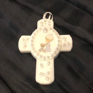 Precious Moments Jesus Loves Me cross ornament